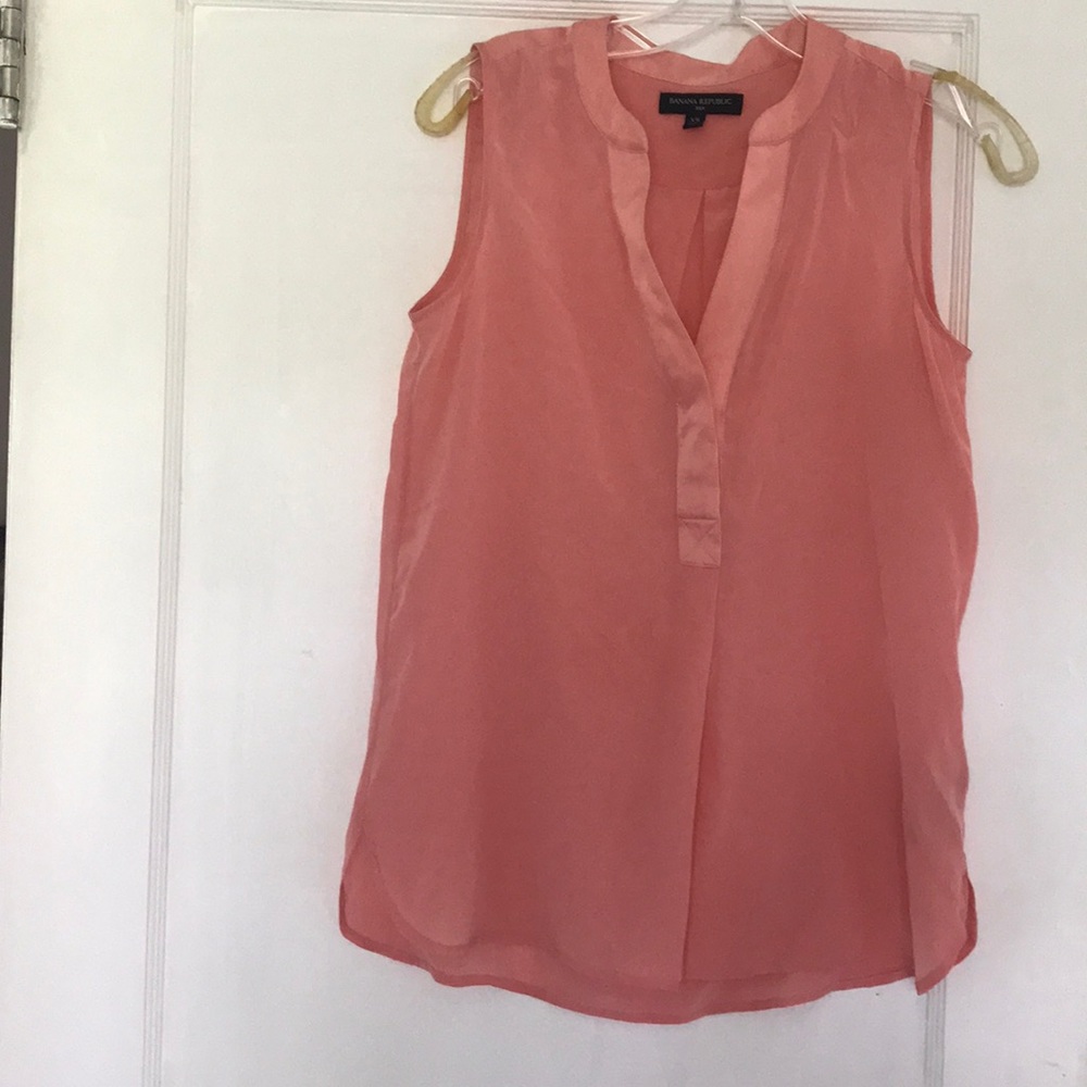 Banana republic coral sleeveless blouse